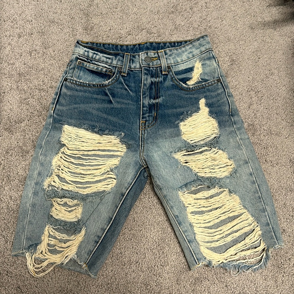 Carmar Bermuda short size 24